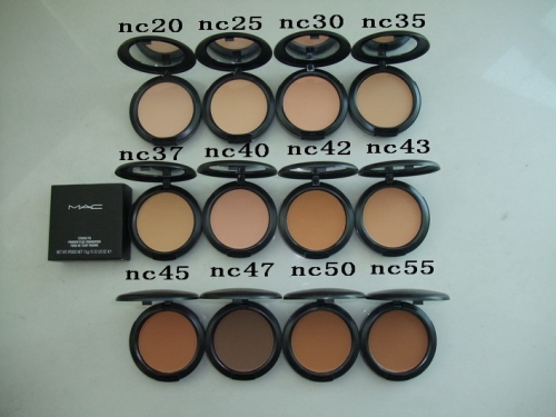 Poudre de maquillage compact